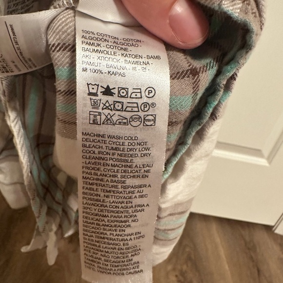 Levi’s Davy Plaid Flannel Button Down Long Sleeve Shirt Size Small Women’s - Picture 12 of 12